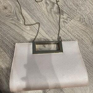 Elegant Cream Handbag with Chain Strap